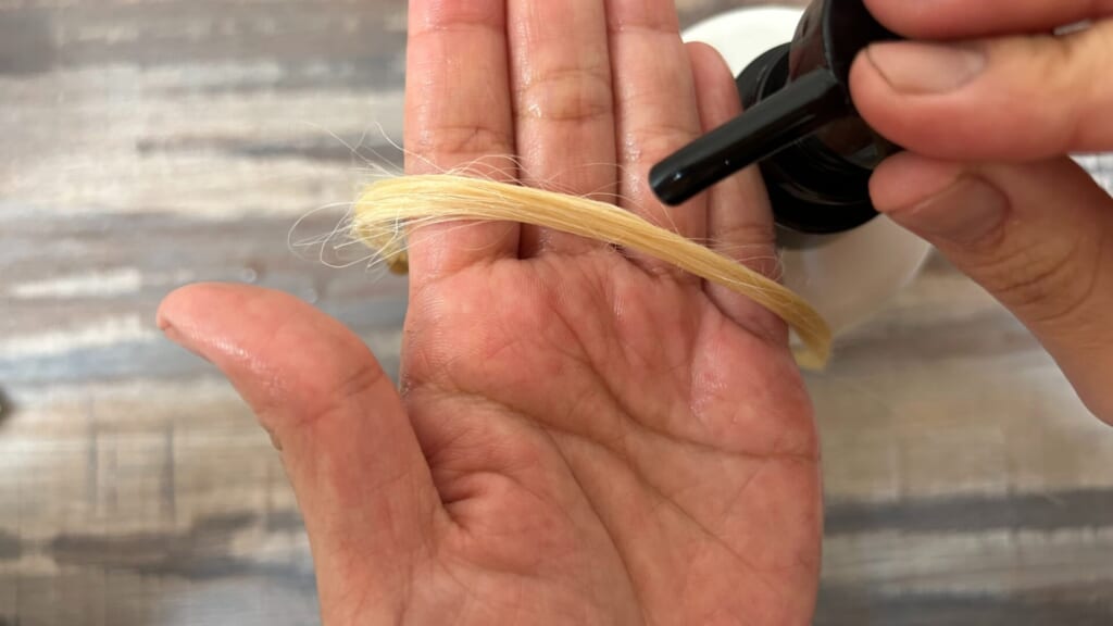 リシリアフレルの染毛効果検証前の毛束
